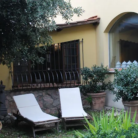 Dimora Umbra Al Civico 65 3* Campello sul Clitunno