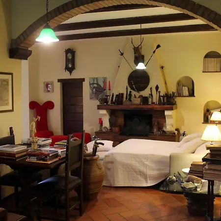 Dimora Umbra Al Civico 65 Bed and breakfast 3*