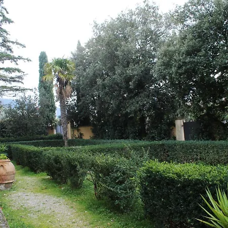 Dimora Umbra Al Civico 65 3* Campello sul Clitunno